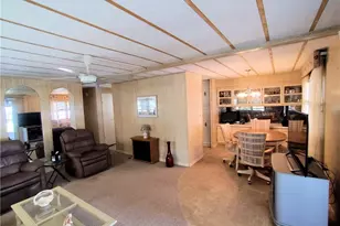 2540 SE Penny Ln, Stuart, FL 34994 - Photo 13