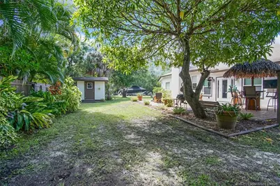 2097 SE Dranson Circle, Port Saint Lucie, FL 34952 - Photo 29