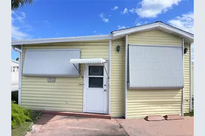 943 Nettles Boulevard, Jensen Beach, FL 34957 - Photo 3