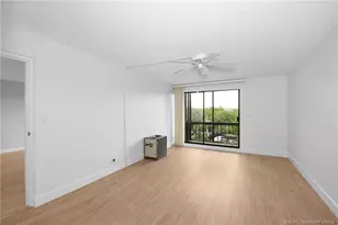 3792 NE Ocean Blvd, Jensen Beach, FL 34957 - Photo 11