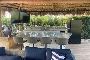 355 NW Foursome Ln, Port Saint Lucie, FL 34986 - Photo 1