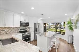 2225 SW Creekside Dr, Palm City, FL 34990 - Photo 23