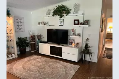 6201 Holly Lane, Lantana, FL 33462 - Photo 13