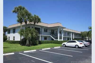 1290 SE Parkview Place #A9, Stuart, FL 34994 - Photo 3