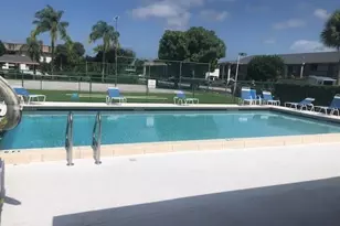 1290 SE Parkview Pl, Stuart, FL 34994 - Photo 5