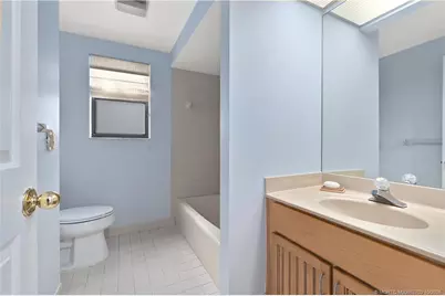 6122 SE Landing Way #4, Stuart, FL 34997 - Photo 11