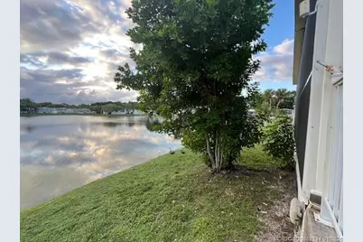 162 Plantation Boulevard, Lake Worth, FL 33467 - Photo 17