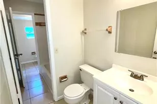 402 S 14th St, Fort Pierce, FL 34950 - Photo 9