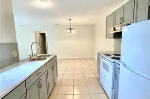 402 S 14th St, Fort Pierce, FL 34950 - Photo 5