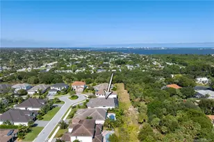 2505 NE Evinrude Cir, Jensen Beach, FL 34957 - Photo 47