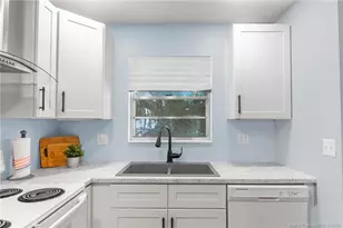 2600 SE Ocean Blvd, Stuart, FL 34996 - Photo 7