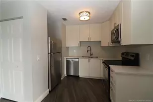 2083 NE Collins Cir, Jensen Beach, FL 34957 - Photo 7