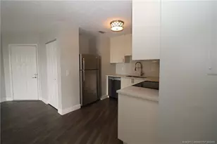 2083 NE Collins Cir, Jensen Beach, FL 34957 - Photo 7