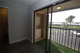 2083 NE Collins Cir, Jensen Beach, FL 34957 - Photo 13