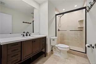 1210 SE Parkview Pl, Stuart, FL 34994 - Photo 13