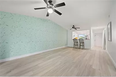 1210 SE Parkview Place #E-9, Stuart, FL 34994 - Photo 9