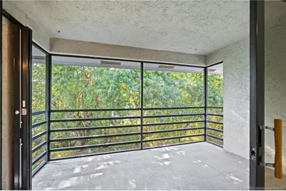 1210 SE Parkview Place #E-9, Stuart, FL 34994 - Photo 19