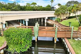 1421 NE 14th Ct, Jensen Beach, FL 34957 - Photo 15