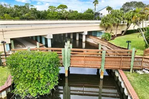 1421 NE 14th Ct, Jensen Beach, FL 34957 - Photo 15