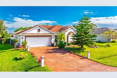 1757 SW Alberca Lane, Port Saint Lucie, FL 34953 - Photo 5