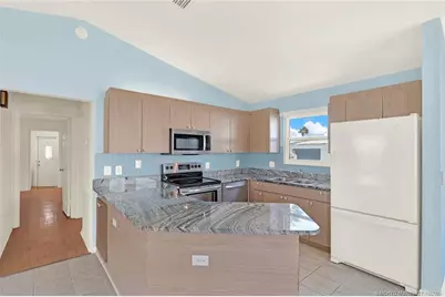 551 Nettles Boulevard, Jensen Beach, FL 34957 - Photo 9