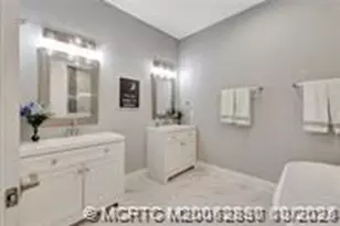 3013 SE Galt Circle SE, Port Saint Lucie, FL 34984 - Photo 11