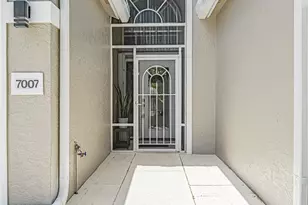 7007 SE Twin Oaks Cir, Stuart, FL 34997 - Photo 7