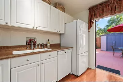 6017 SE Riverboat Drive #808, Stuart, FL 34997 - Photo 15