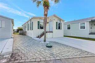 716 Nettles Blvd, Jensen Beach, FL 34957 - Photo 3