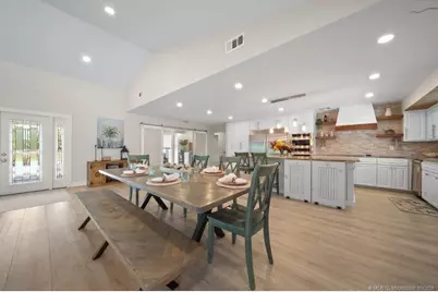 5044 SW Bermuda Way, Palm City, FL 34990 - Photo 11