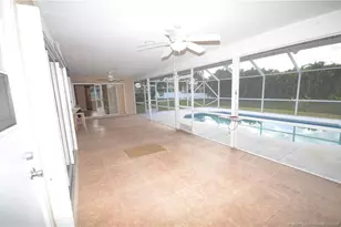 321 SE Cork Rd, Port Saint Lucie, FL 34984 - Photo 17
