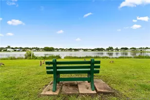 2733 SW Thunderbird Tr, Stuart, FL 34997 - Photo 33