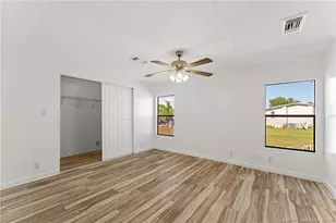 2733 SW Thunderbird Tr, Stuart, FL 34997 - Photo 17