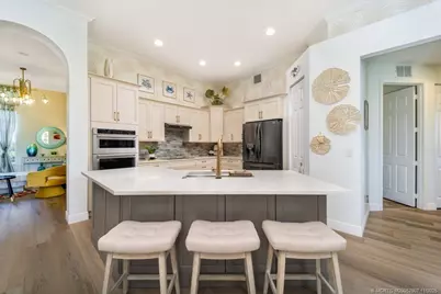 6919 SE Sleepy Hollow Lane, Stuart, FL 34997 - Photo 9