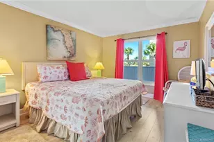 379 NE Tradewind Ln, Stuart, FL 34996 - Photo 19