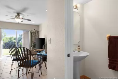 5321 SE Jennings Lane, Stuart, FL 34997 - Photo 7