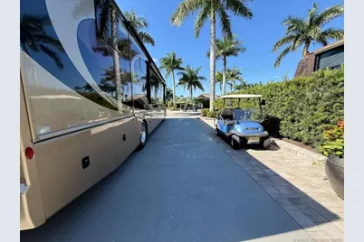 166 NW Hazard Way, Port Saint Lucie, FL 34986 - Photo 3