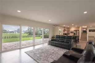 3342 SE Court Dr, Stuart, FL 34997 - Photo 3