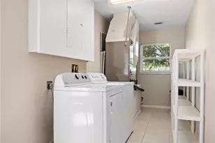 597 NW San Remo Cir, Port Saint Lucie, FL 34986 - Photo 27