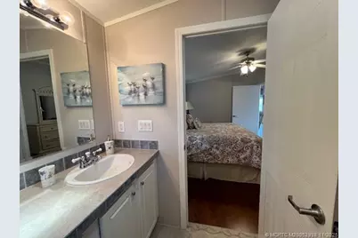 6120 Holly Lane, Lantana, FL 33462 - Photo 37