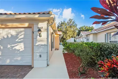 940 SW Tamarrow Place, Stuart, FL 34997 - Photo 5