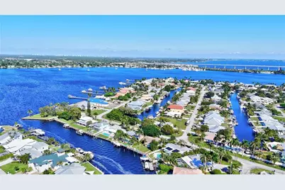 1425 SW Egret Way, Palm City, FL 34990 - Photo 29