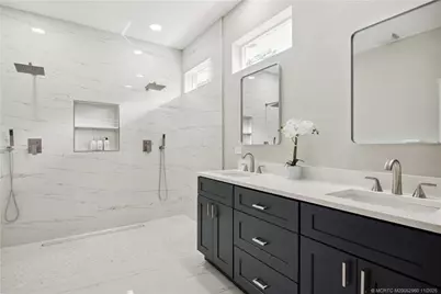 1018 Carolina Circle SW, Vero Beach, FL 32962 - Photo 15