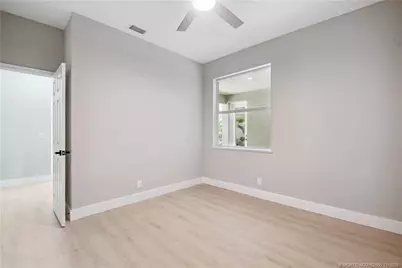 1018 Carolina Circle SW, Vero Beach, FL 32962 - Photo 33