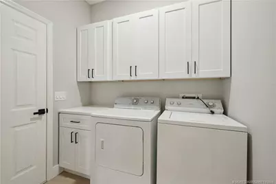 1018 Carolina Circle SW, Vero Beach, FL 32962 - Photo 27