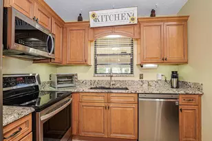 3001 SE Aster Ln, Stuart, FL 34994 - Photo 7