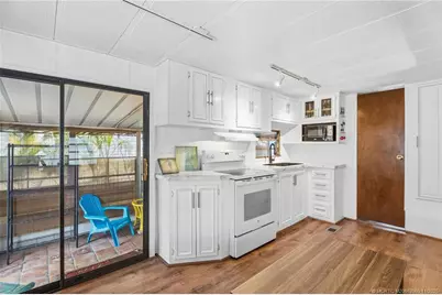 580 Nettles Boulevard, Jensen Beach, FL 34957 - Photo 7