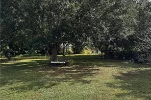 2573 SW Calender St, Port Saint Lucie, FL 34953 - Photo 41