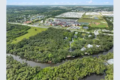 2260 Sweetwater Drive, Fort Pierce, FL 34981 - Photo 9