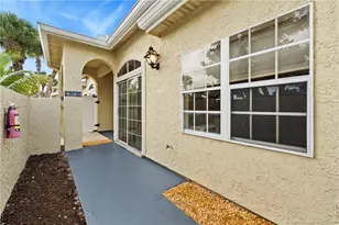 1656 SE Green Acres Cir, Port Saint Lucie, FL 34952 - Photo 7